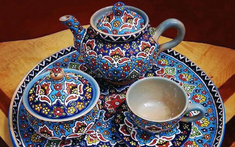 ظروف میناکاری و فیروزه کوبی ایرانی مناسب پذیرایی عربی.